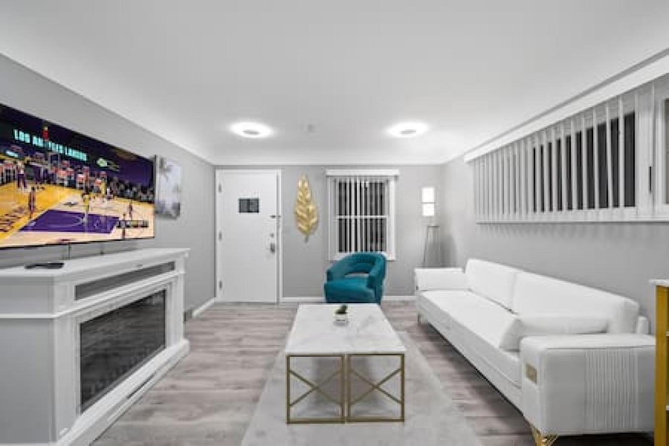 Urban Elegance Retreat In Downtown Rochester Exteriér fotografie